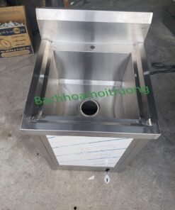 Chậu rửa tay 1 vòi có chân đạp được thiết kế theo yêu cầu người tiêu dùng