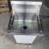 Chậu rửa tay có vòi đạp chân