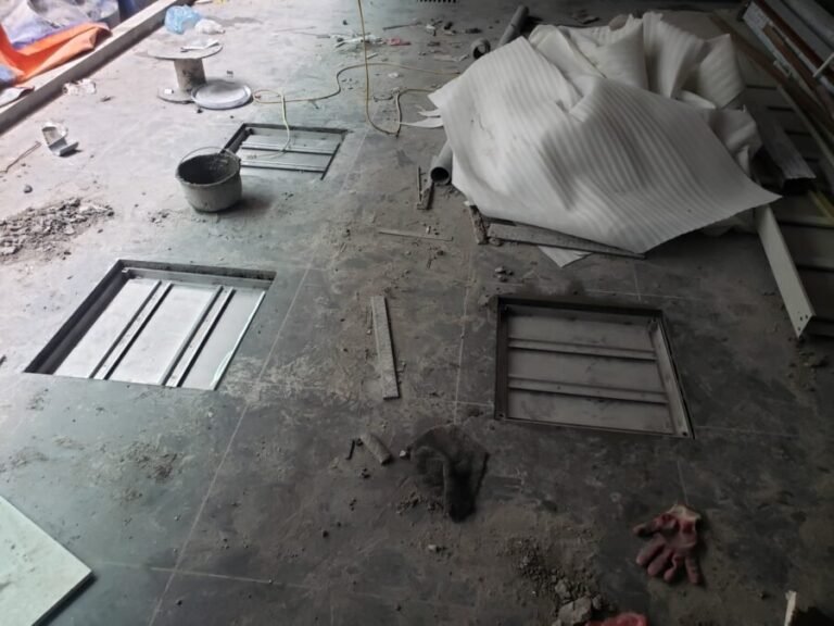 Bạn cần lắp đặt nắp bể nước ngầm 400x400 mm cẩn thận để tránh ảnh hưởng đến việc sử dụng sau này