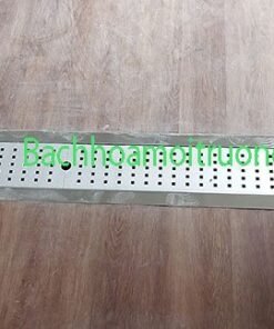 Sau khi lắp rãnh thoát nước b100, bạn vệ sinh qua khu vực lắp đặt