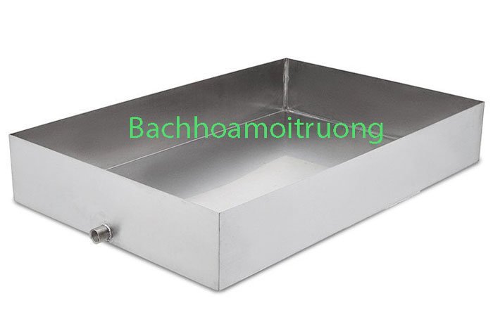 Khay inox chữ nhật 80x60 được trang bị thêm ống thoát nước