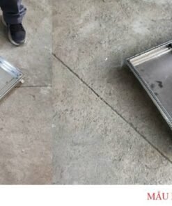 Thiết kế tay nâng tháo rời giúp tiết kiệm diện tích lắp đặt cho nắp chờ hút bể phốt 300x300 mm