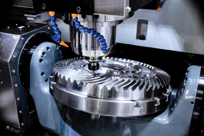 Gia công theo bản vẽ là một trong những bước chính trong quy trình này